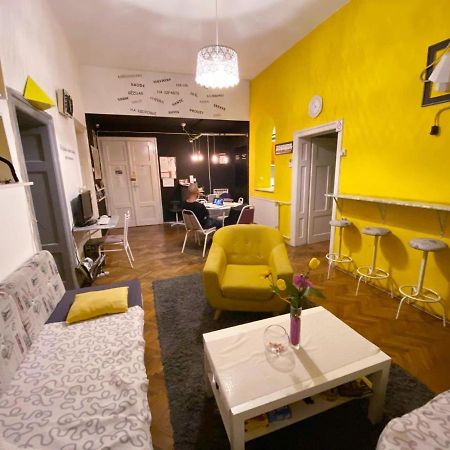 Get Inn Skopje Hostel Exterior photo